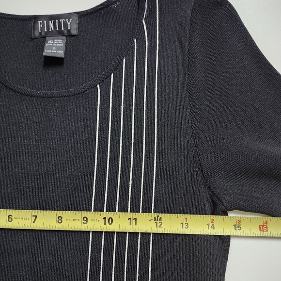 Knit Rhinestone Patterned Top - Picture 7 of 8